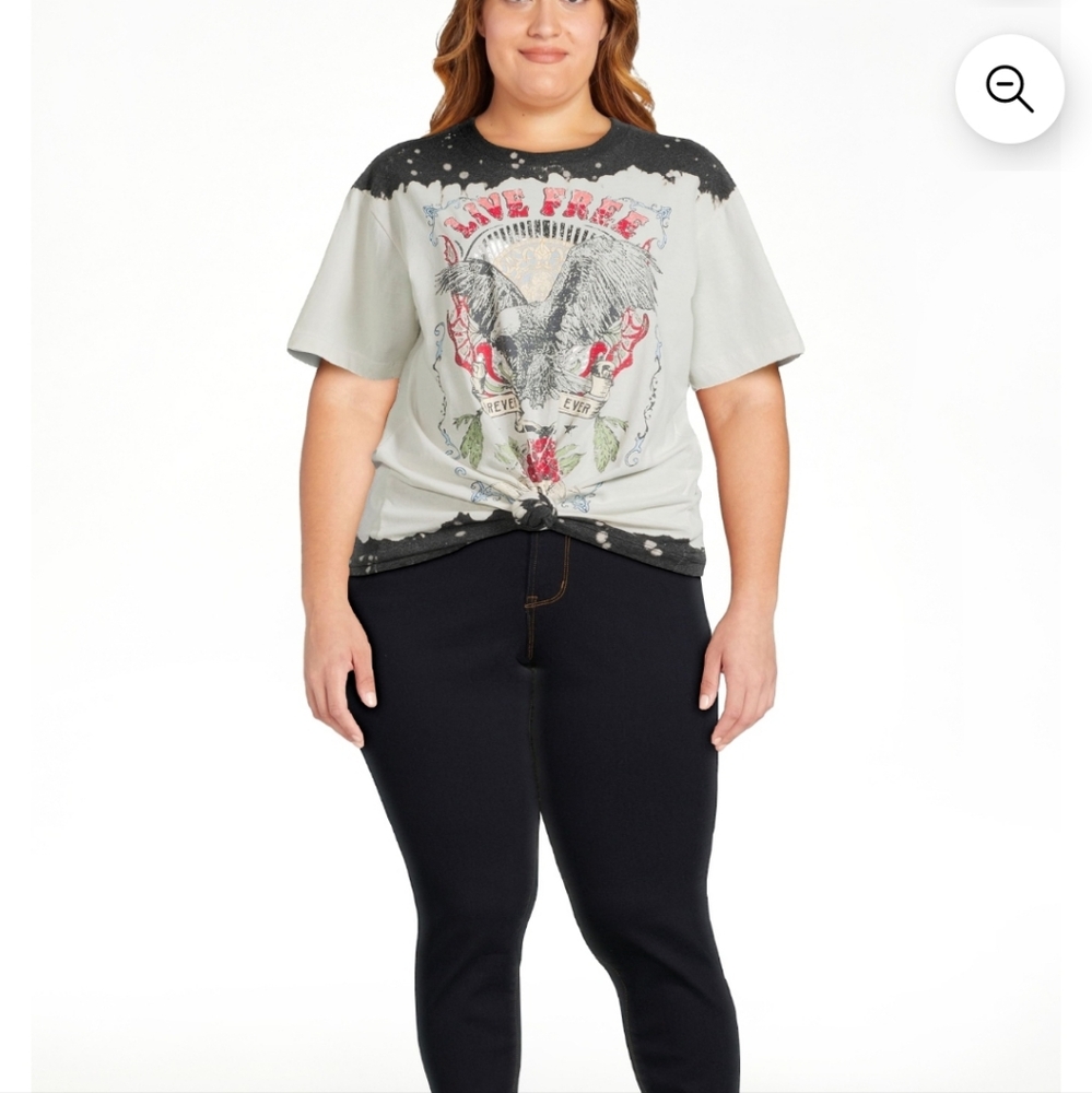 No boundaries oversize tee shirt - Picture 3 of 16